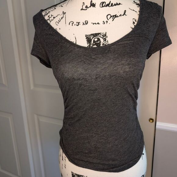 NWT Free People Fitted Gray Short Sleeve Tee - Picture 1 of 5